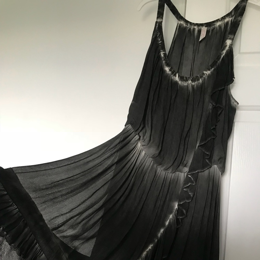 Free People - Black Flowy Midi Dress